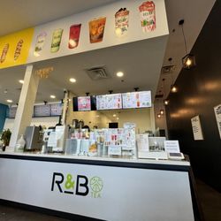 R&B Tea - Pearland