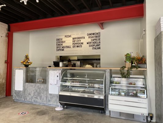 'ili'ili Cash & Carry by null