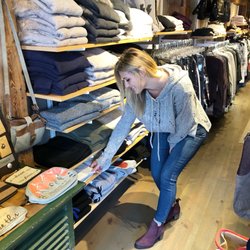 GB9 - Madison shopping out F18 sweater wall!