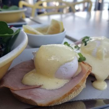 Brockton Villa Restaurant - Eggs Benedict and salad - Seafood Near Me - La Jolla, California Brockton Villa Restaurant - Eggs Benedict and salad - Seafood Near Me - La Jolla, California