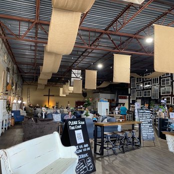 The Coffeehouse & Cafe - Coffee & Tea Near Me - La Grange, Kentucky