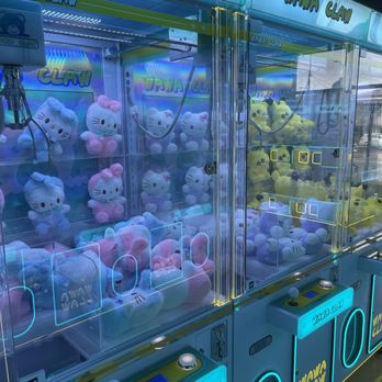 Wawa Claw - Claw machine - Arcades Near Me - Torrance, California