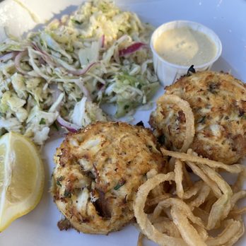 Fish On - Jumbo Lump Crab Cakes - Seafood Near Me - Lewes, Delaware