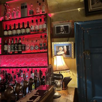 Arthur Mayne - Upstairs bar - Pubs Near Me - Cork, Colorado