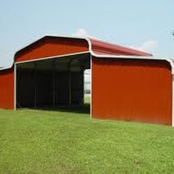 Barns, many options and sizes to choose from