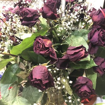 The Flower Company - What roses don't bloom - Florists Near Me - Palm Desert, California The Flower Company - What roses don't bloom - Florists Near Me - Palm Desert, California
