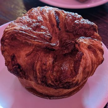 Dayglow - 06/30/24 Kouign Amann - Coffee & Tea Near Me - Los Angeles, California Dayglow - 06/30/24 Kouign Amann - Coffee & Tea Near Me - Los Angeles, California