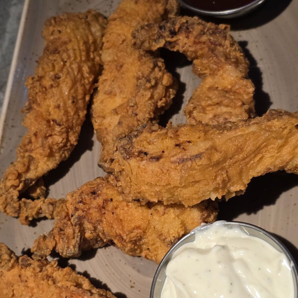 Puttshack - Dania Beach - Chicken tenders - Mini Golf Near Me - Dania Beach, Florida
