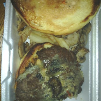 Applebee's Grill + Bar - Was very dissapointed!!! Got the mushroom swiss burger and i literally got one mushroom and almost no sauce and like no cheese. - American Near Me - Vallejo, California