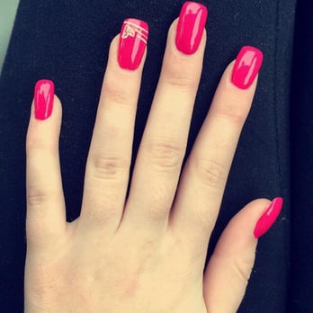 Gigis Nails - Valentine's Day nails - Nail Salons Near Me - Southgate, Michigan