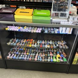 Speedy's Smoke Shop - Hand pipes