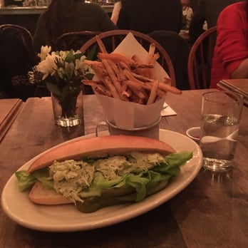 Freemans - Crab roll sandwich with (a bunch of) fries - Breakfast & Brunch Near Me - New York, New York Freemans - Crab roll sandwich with (a bunch of) fries - Breakfast & Brunch Near Me - New York, New York