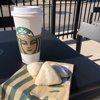 Starbucks - Coffee & Tea Near Me - Appleton, Wisconsin
