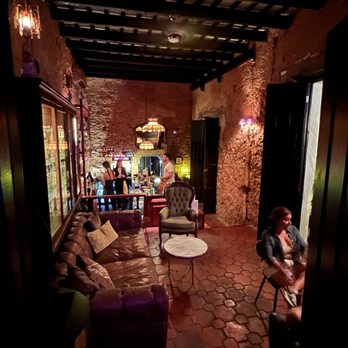 La Grieta - Speakeasies Near Me - San Juan, Puerto Rico La Grieta - Speakeasies Near Me - San Juan, Puerto Rico
