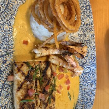 Bubba Gump Shrimp - Bourbon mahi mahi and shrimp jumbo - Southern Near Me - Las Vegas, Nevada