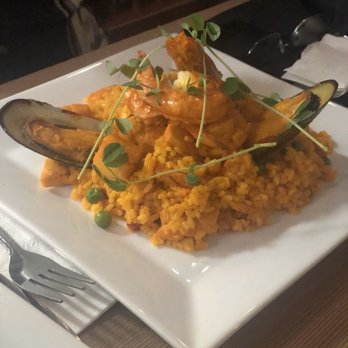 Cayo Blanco - Paella seafood for 1 - Seafood Near Me - San Juan, Puerto Rico Cayo Blanco - Paella seafood for 1 - Seafood Near Me - San Juan, Puerto Rico