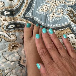 Gel manicure and Express pedicure
