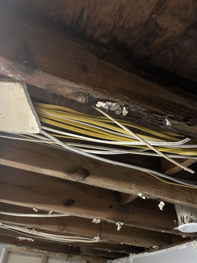 Slide of Evans Roofing