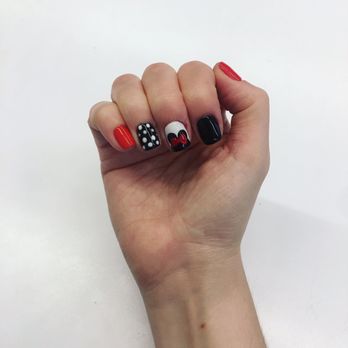 Show Nail Spa - Nail Salons Near Me - Hoboken, New Jersey