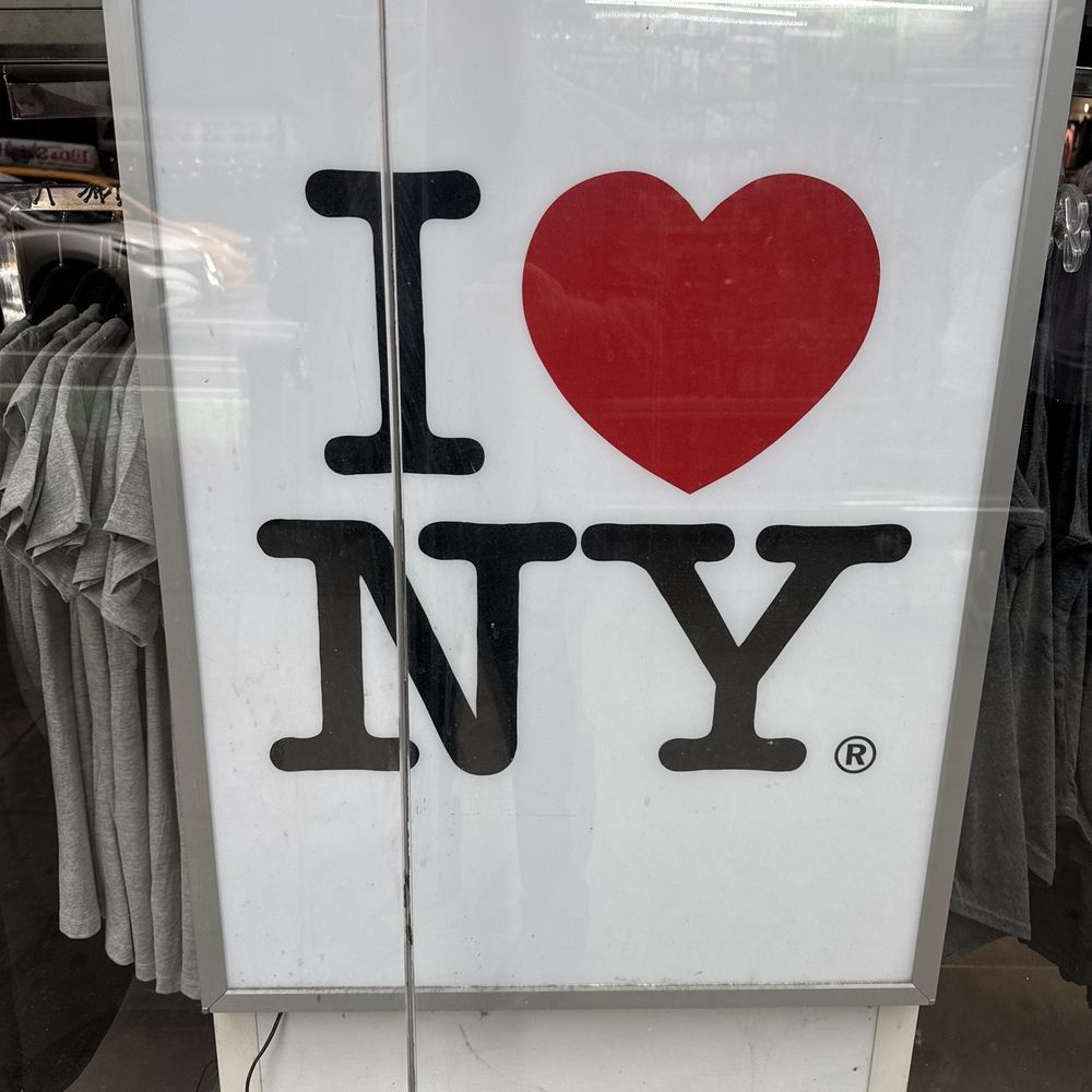 Broadway - Landmarks & Historical Buildings Near Me - New York, New York