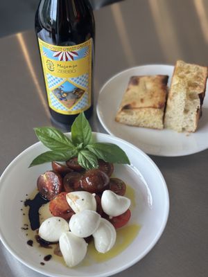 Emma Hearth & Market by null