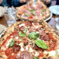 Zeneli Pizzeria - Tre carne ($19.50)