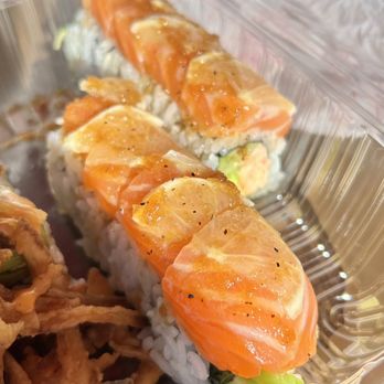 Sushi Kyodai - Salmon Lover roll. SO GOOD!!! - Japanese Near Me - San Diego, California Sushi Kyodai - Salmon Lover roll. SO GOOD!!! - Japanese Near Me - San Diego, California