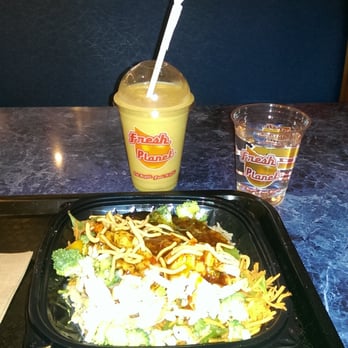 Liquid Planet - Chili Thai rice bowl and Orange Creamsicle smoothie. - Juice Bars & Smoothies Near Me - Cleveland, Ohio Liquid Planet - Chili Thai rice bowl and Orange Creamsicle smoothie. - Juice Bars & Smoothies Near Me - Cleveland, Ohio