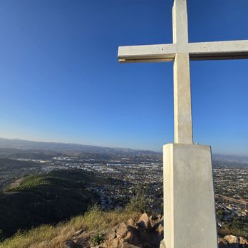 Mount McCoy Cross - Mt McCoy cross and the view - Hiking Near Me - Simi Valley, California Mount McCoy Cross - Mt McCoy cross and the view - Hiking Near Me - Simi Valley, California