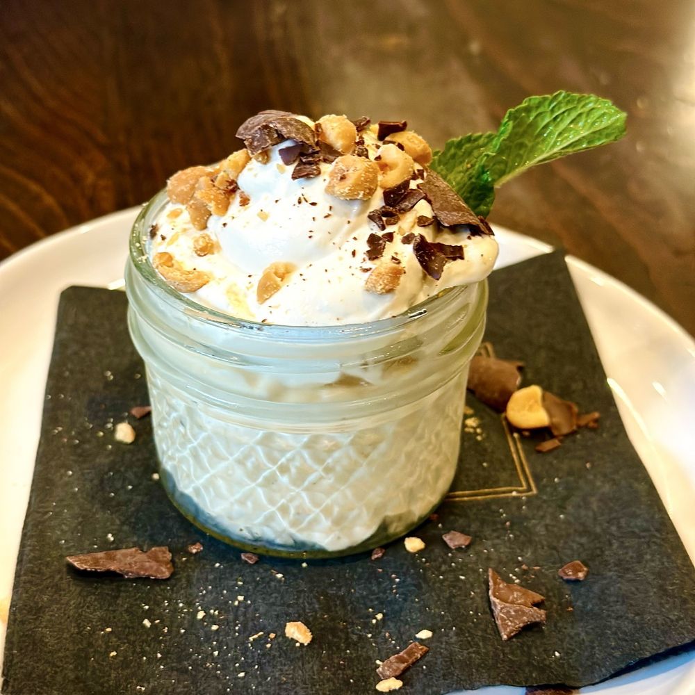 Leo Annapolis - Peanut butter mousse - Bars Near Me - Annapolis, Maryland Leo Annapolis - Peanut butter mousse - Bars Near Me - Annapolis, Maryland