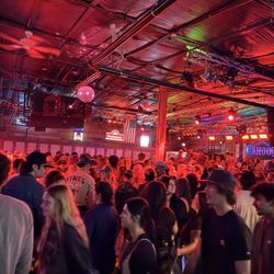 Cahoots Dancehall and Honkytonk