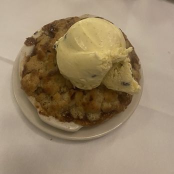 Nanas - Apple crisp - Desserts Near Me - Durham, North Carolina