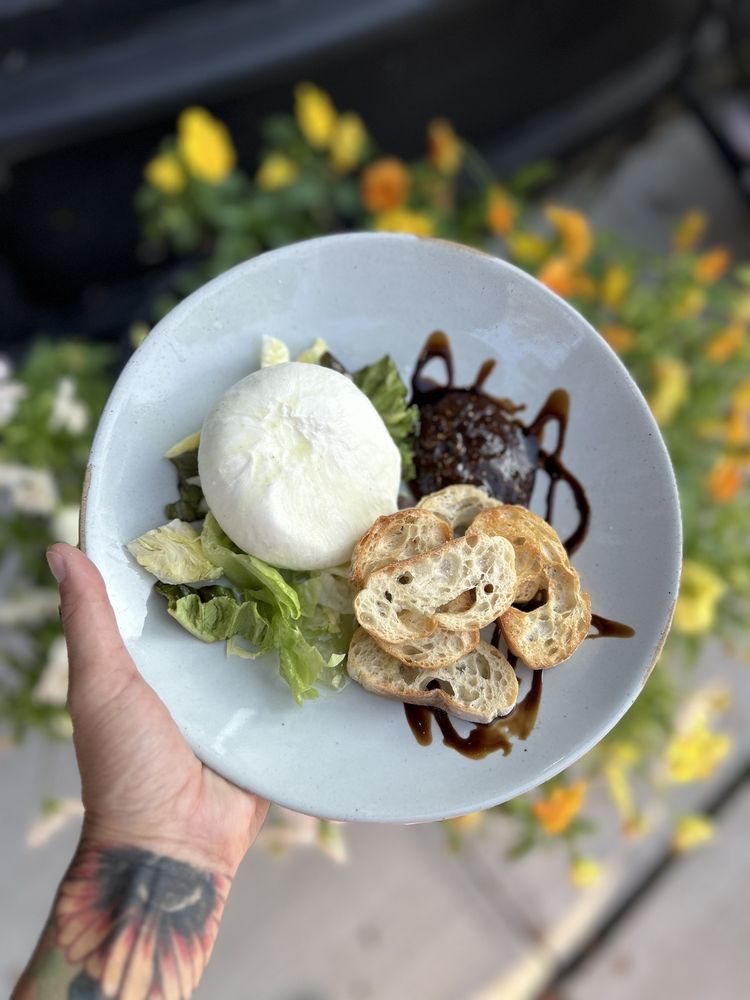 52 MAIN 195 Photos & 118 Reviews 52 Main St, Millerton, New York