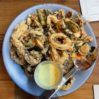 Angeline's - Calamari Semolina - Italian Near Me - Charlotte, North Carolina Angeline's - Calamari Semolina - Italian Near Me - Charlotte, North Carolina