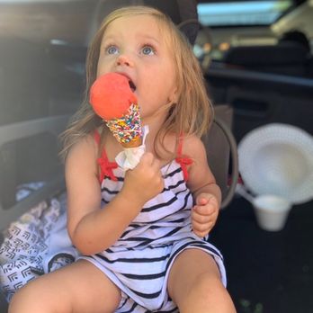 Slinky's Ice Cream - Future scoopologist - Ice Cream & Frozen Yogurt Near Me - Tecumseh, Ontario
