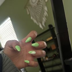 Diamond Nail And Spa