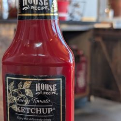 Wonderland Cafe & Lodge - House Ketchup