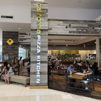California Pizza Kitchen - Pizza Near Me - Arcadia, California