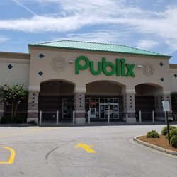 Publix Super Market at Columbiana Station - Bill Lewis of Vero Beach, Florida, visiting the Publix on Harbison Blvd in Columbia, South Carolina.