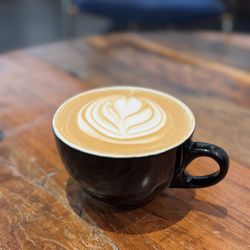 Collect Coffee Bar - Vanilla caramel latte