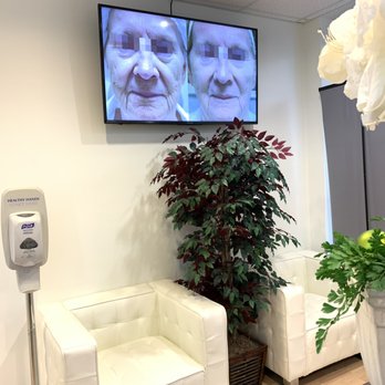 LiLyDermis - Waiting room 1 b - LiLyDermis Calgary, AB, Canada - Skin Care Near Me - Calgary, Alberta LiLyDermis - Waiting room 1 b - LiLyDermis Calgary, AB, Canada - Skin Care Near Me - Calgary, Alberta