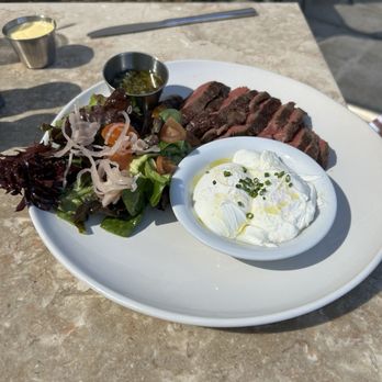 Gracie - Steak and Poached Eggs with a side of Hollandaise, the Hollandaise was flavorful, nice and tangy too! - Cocktail Bars Near Me - Santa Barbara, California