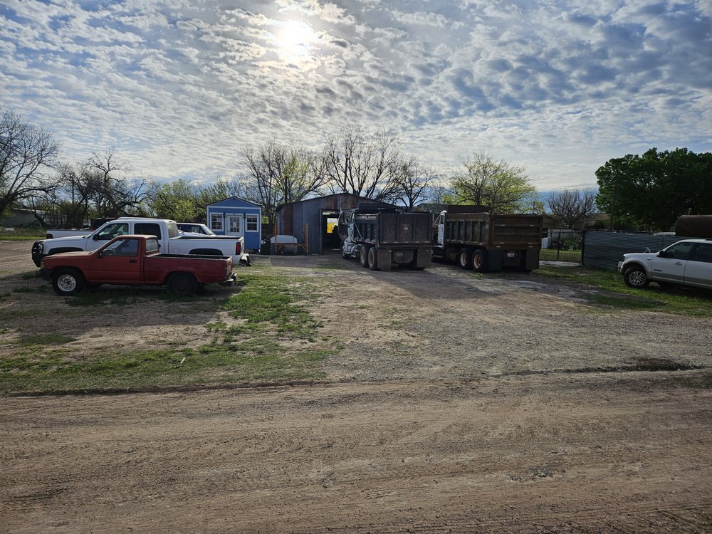 4D AUTO AND TRUCK REPAIR Updated September 2024 Request a Quote