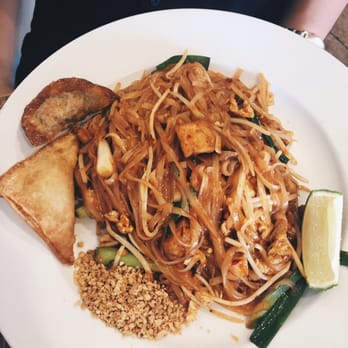 Chaba Thai Kitchen - Chicken pad Thai - Thai Near Me - San Diego, California