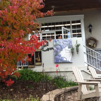 King's Impressions - Side entrance - Furniture Stores Near Me - Ronks, Pennsylvania