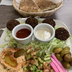 Julie's Hummus Bar & Grill