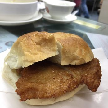 港澳義順牛奶公司 - 豬排包 Pork chop bun - Desserts Near Me - Hong Kong, HK 港澳義順牛奶公司 - 豬排包 Pork chop bun - Desserts Near Me - Hong Kong, HK