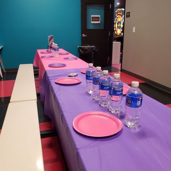 Flying Squirrel - Trampoline Parks Near Me - Lutz, Florida Flying Squirrel - Trampoline Parks Near Me - Lutz, Florida