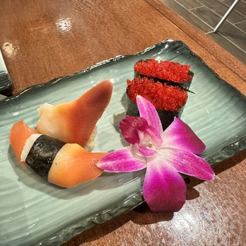 Imura Sushi & Robata - Surf clam and tobiko nigiri - Japanese Near Me - Frisco, Texas Imura Sushi & Robata - Surf clam and tobiko nigiri - Japanese Near Me - Frisco, Texas