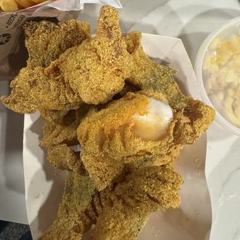 Scend's Restaurant - Red snapper - Fish & Chips Near Me - San Leandro, California Scend's Restaurant - Red snapper - Fish & Chips Near Me - San Leandro, California